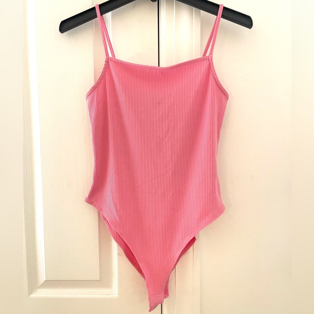 FOREVER 21 PINK BODY SUIT (adjustable straps)